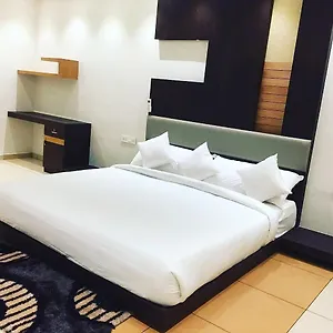 Al Amana Tower Hotel Kondotty